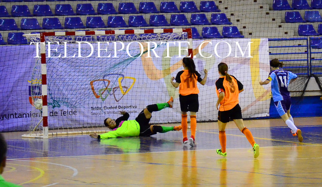 FAYCAN 2 VALLIRANA 3 FUTSAL FEME TEM 16-17 SEG 075