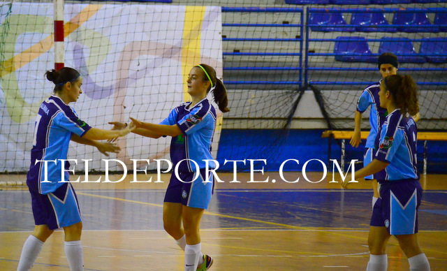 FAYCAN 2 VALLIRANA 3 FUTSAL FEME TEM 16-17 SEG 081